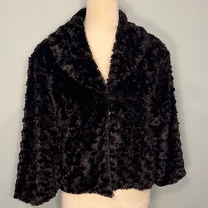 Cejon Black faux fur cropped Jacket Size M